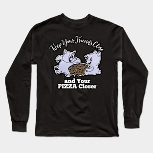 Friends Eating Puzza Long Sleeve T-Shirt